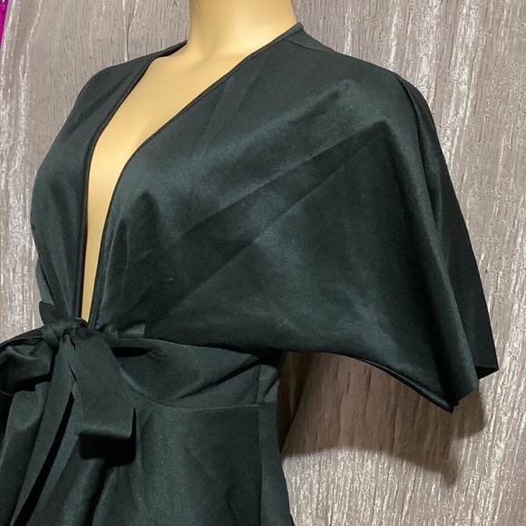 Shein Top Open Cardigan Short Sleeve Ties in the Front Size 12 Black Stretchy - Picture 6 of 14